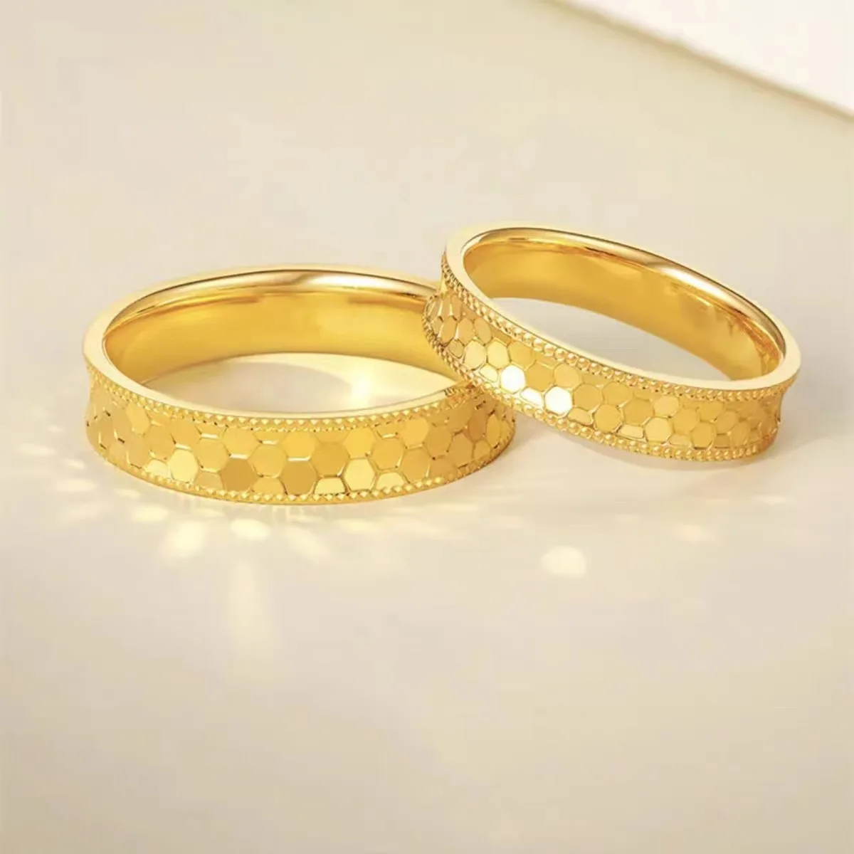 خاتم قرص العسل بلون ذهبي نقي ل - مراجعة Men'S Accessories Dubai وسعره